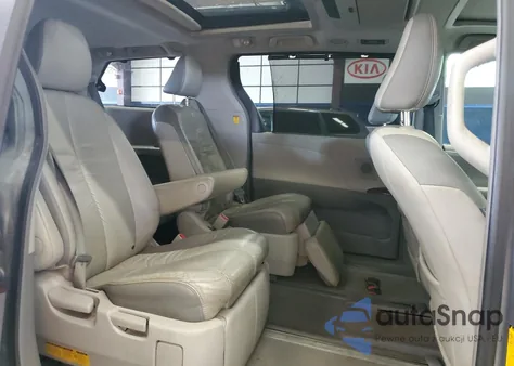 2011 Toyota Sienna Xle z USA, uszkodzony, nr VIN 5TDDK3DC4BS006272